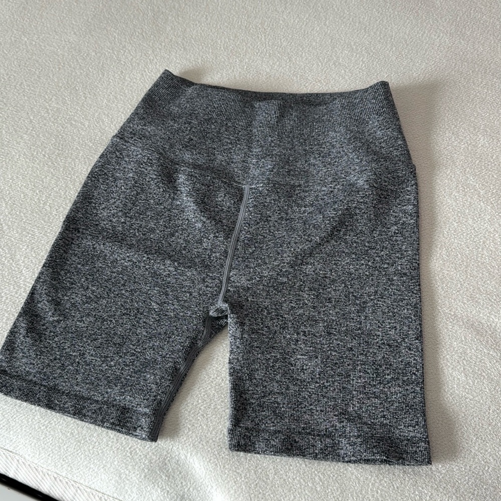 Spiritual Gangster Heathered gray Ribbed Biker Shorts M / L